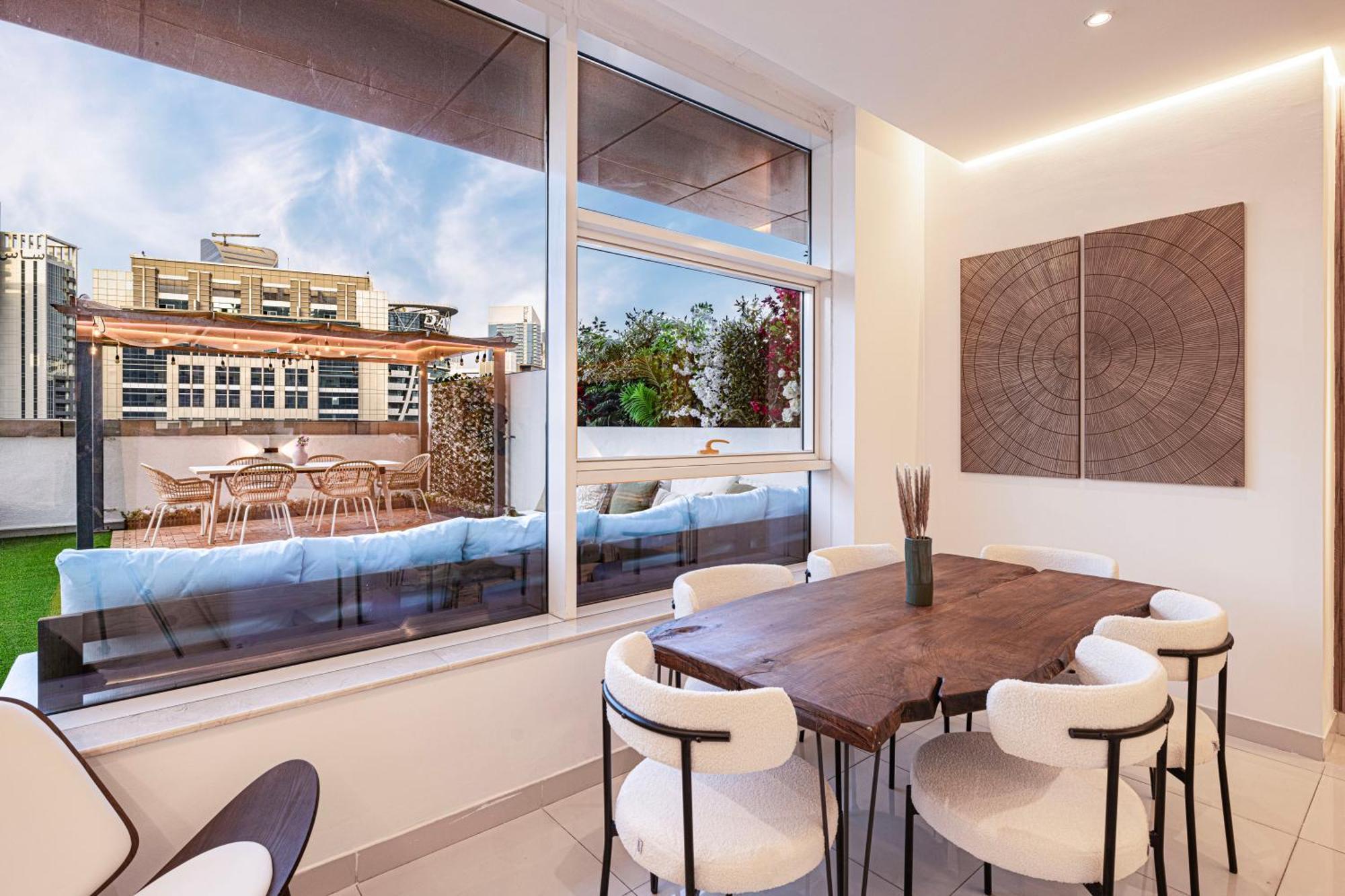 Next'House - Downtown Views Host Albergue Dubái Exterior foto