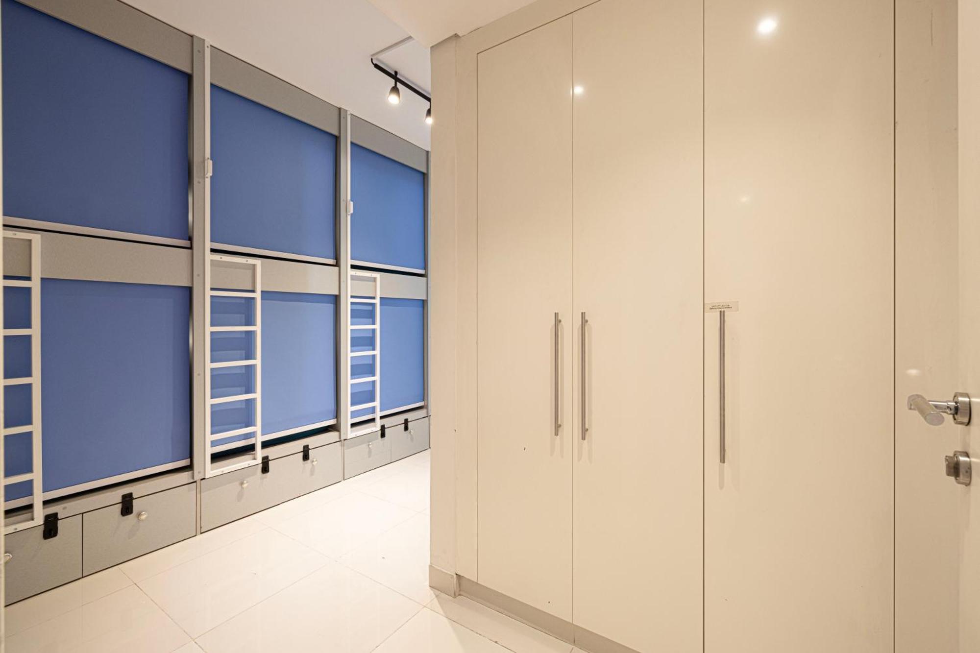 Next'House - Downtown Views Host Albergue Dubái Exterior foto