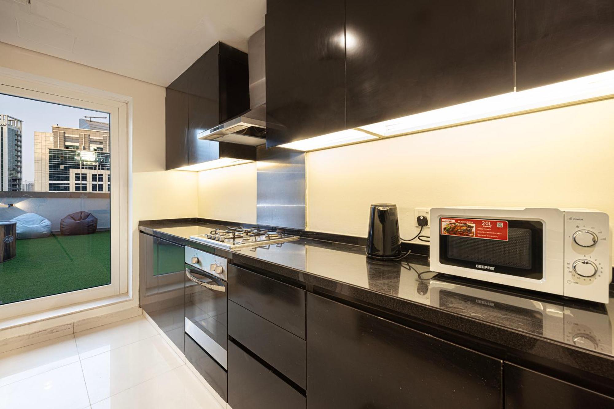 Next'House - Downtown Views Host Albergue Dubái Exterior foto