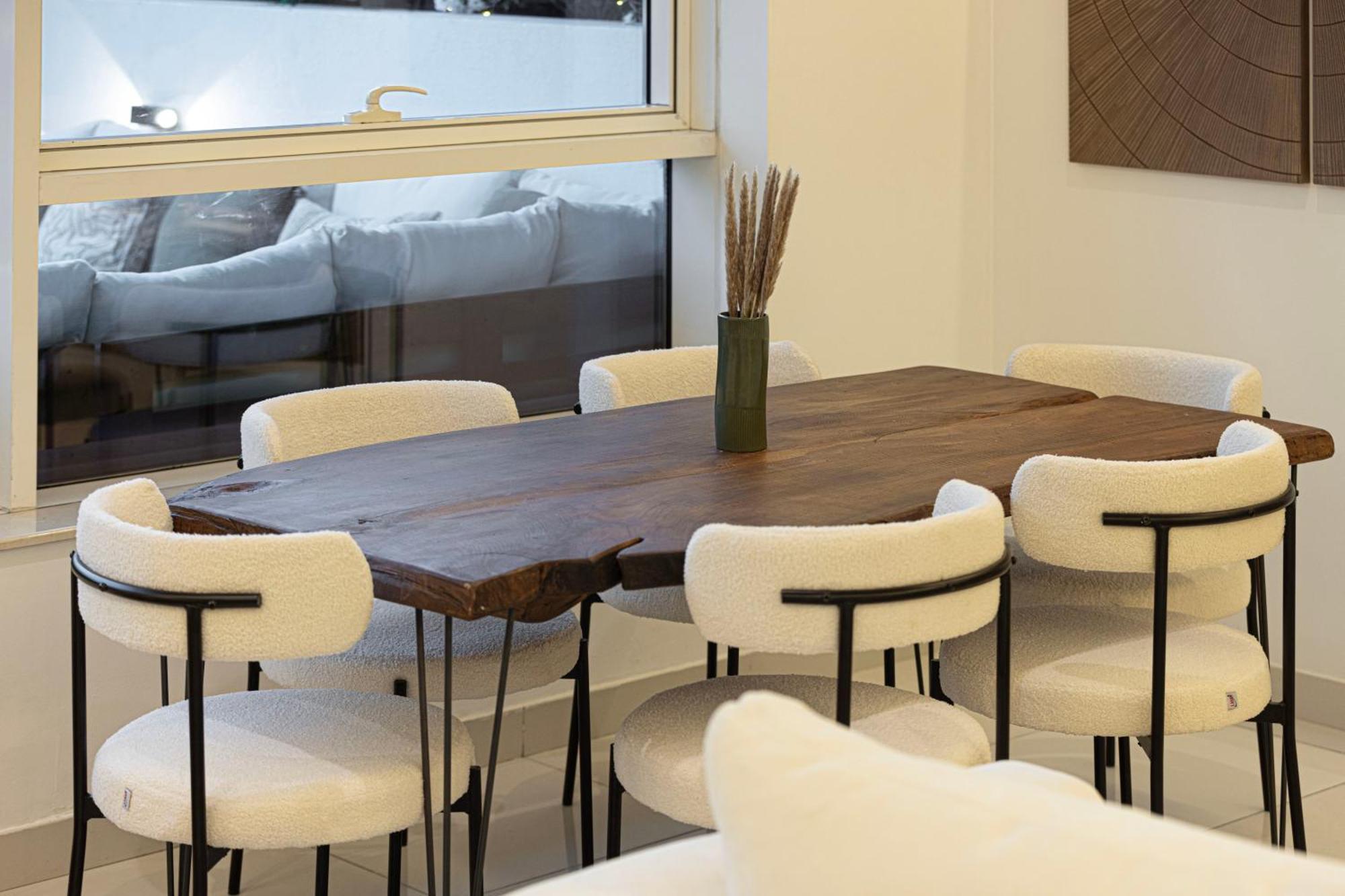 Next'House - Downtown Views Host Albergue Dubái Exterior foto